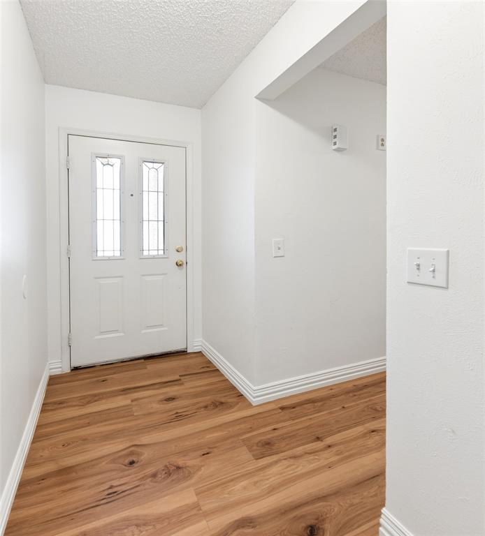 2716 Landershire Lane