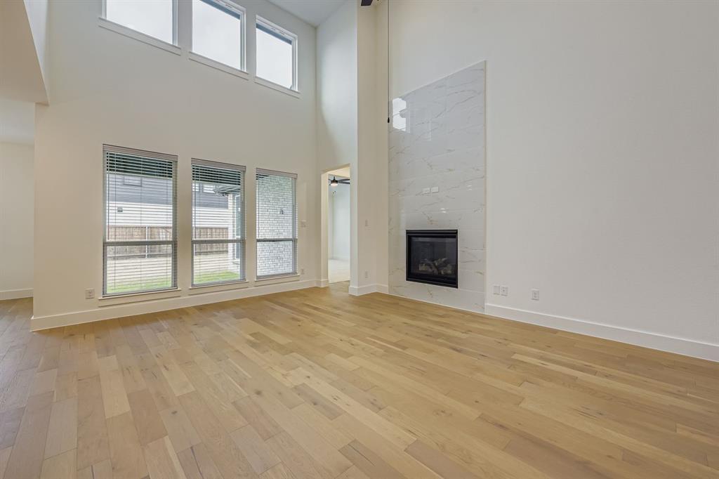 1404 Thimbleweed Drive