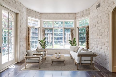 Tiny photo for 5800 Armstrong Parkway, University Park, TX 75205 (MLS # 20965498)