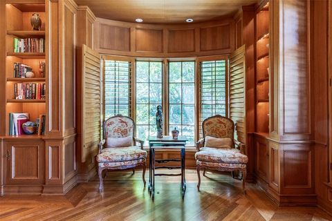 Tiny photo for 5800 Armstrong Parkway, University Park, TX 75205 (MLS # 20965498)