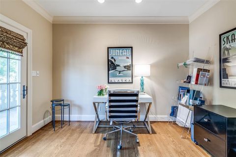 Tiny photo for 5800 Armstrong Parkway, University Park, TX 75205 (MLS # 20965498)