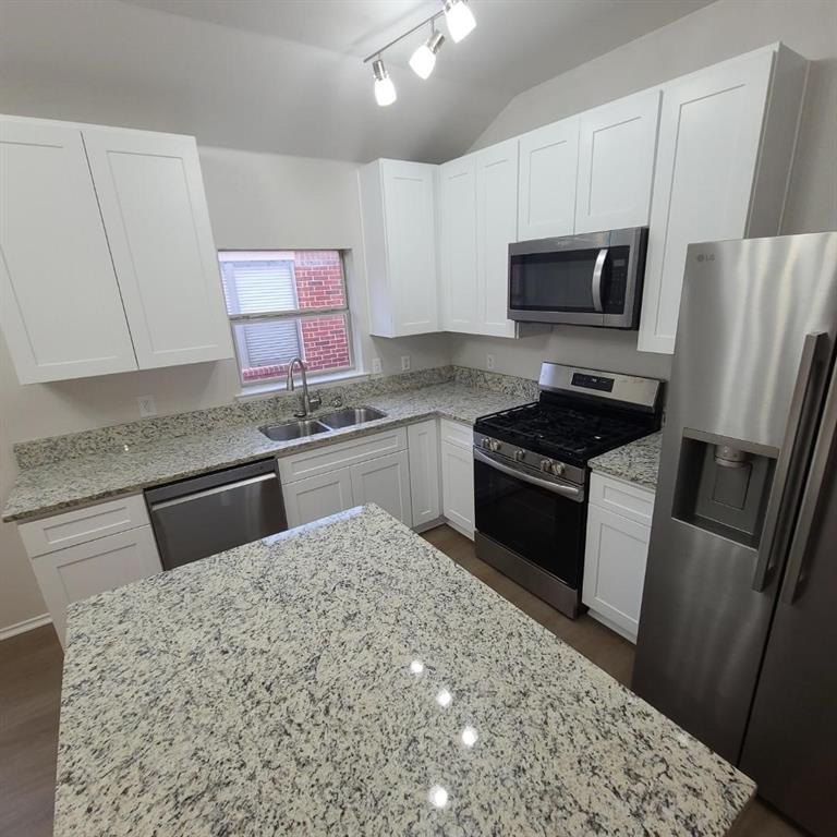 Lakeside Estates Ph I - Residential Lease