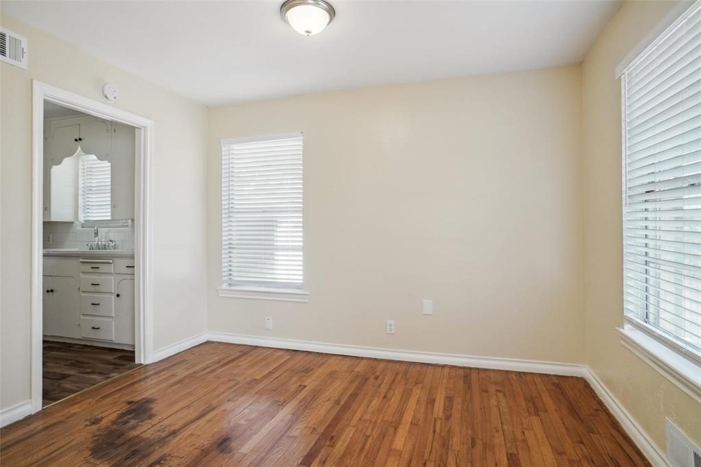 Crestwood - Residential