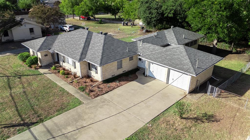 Crestwood - Residential