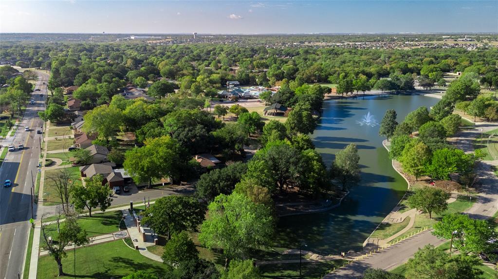 Crestwood - Residential