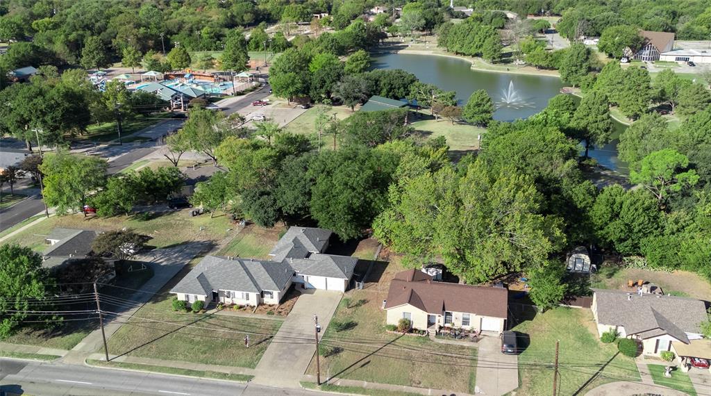 Crestwood - Residential