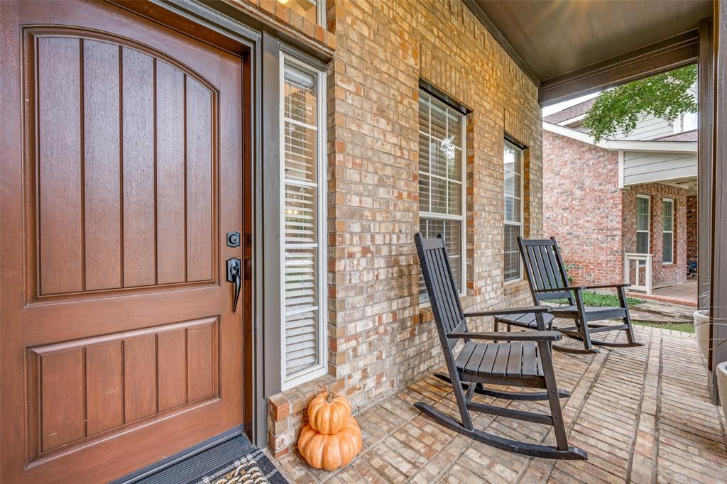 1618 Creekside Drive