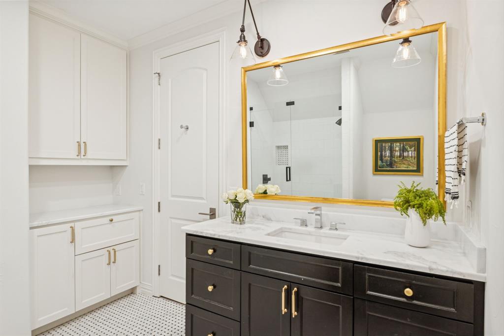 Netherlands Estates - Residential