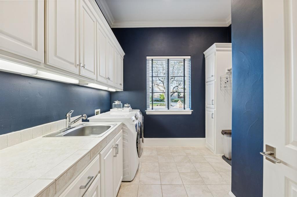 Netherlands Estates - Residential