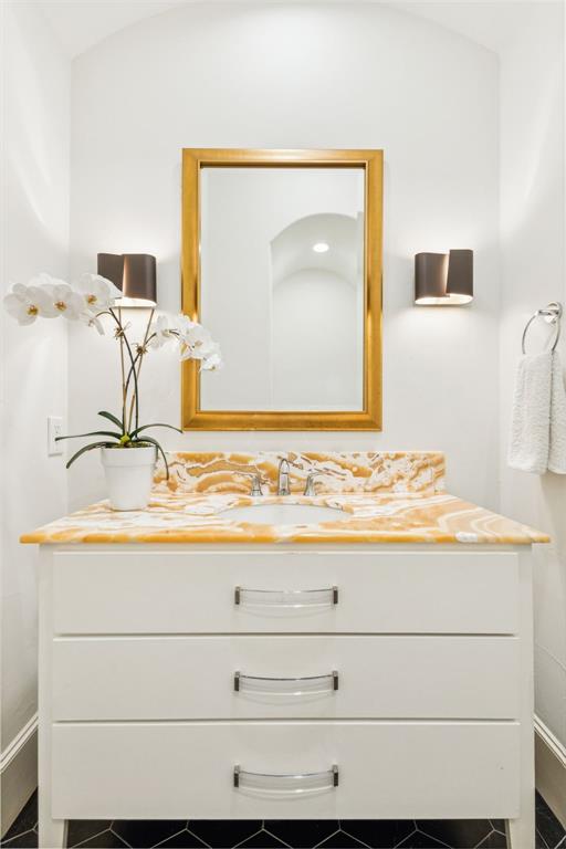 Netherlands Estates - Residential