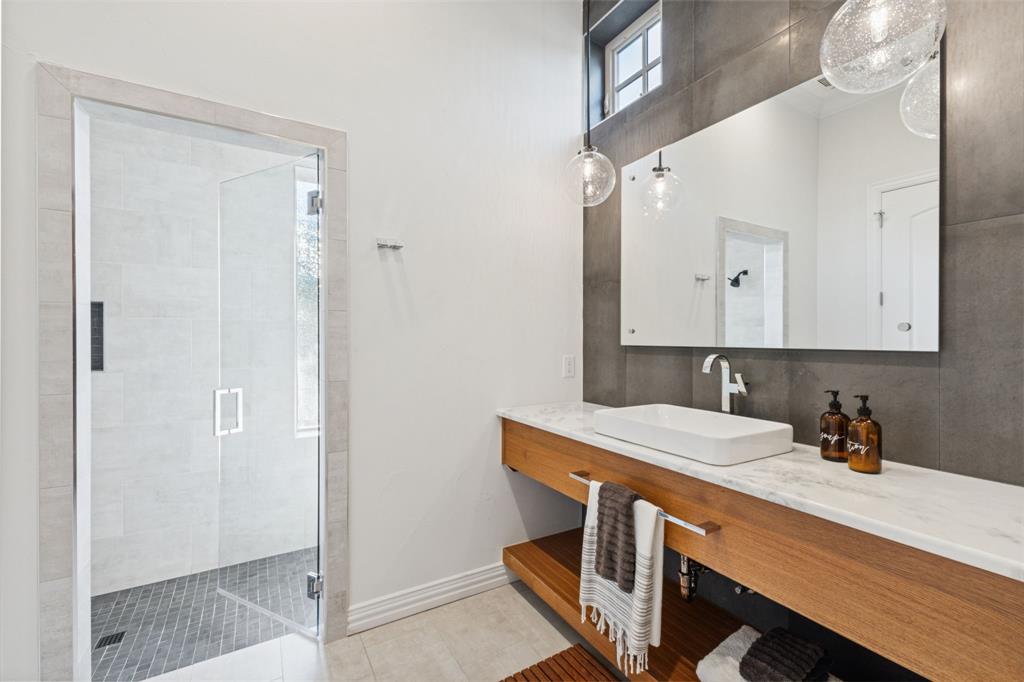 Netherlands Estates - Residential