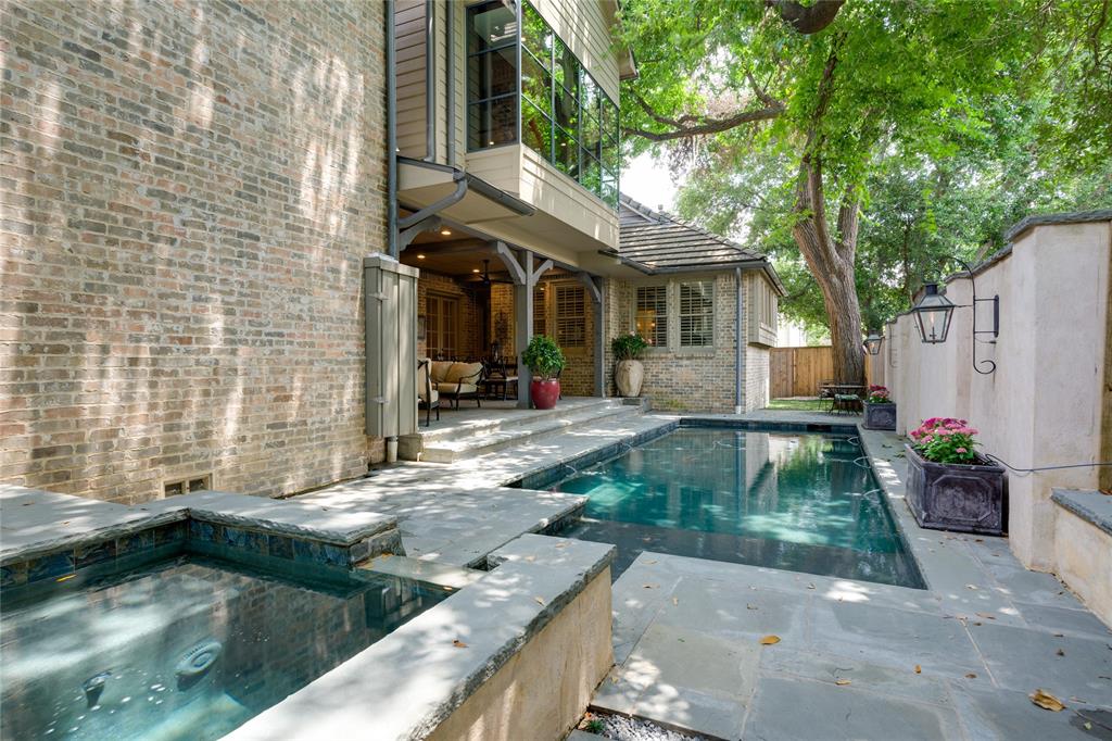 Highland Park 04 Instl - Residential