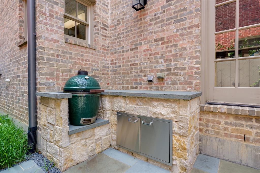 Highland Park 04 Instl - Residential