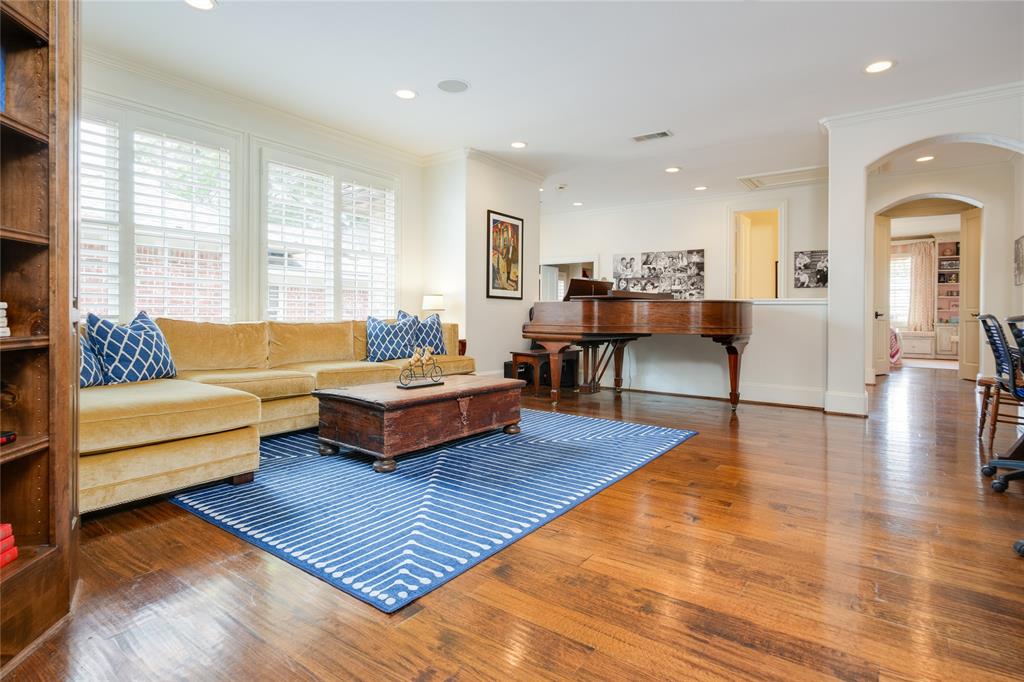 Highland Park 04 Instl - Residential