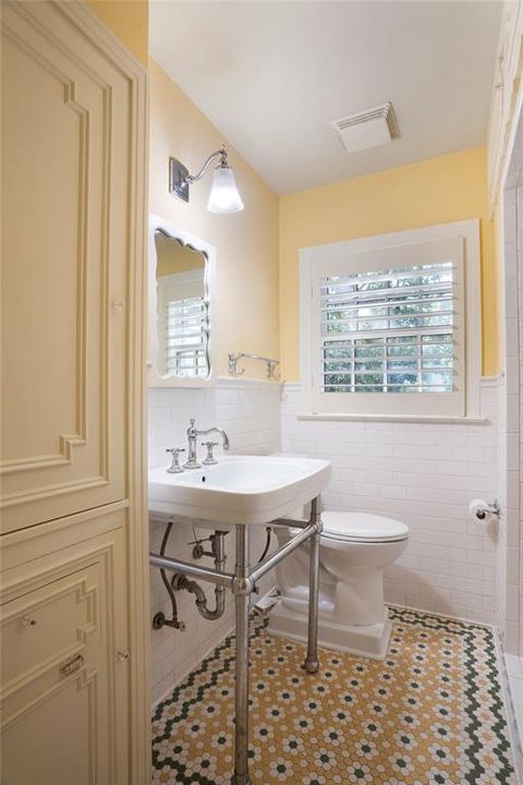 Tiny photo for 4676 Lorraine Avenue, Highland Park, TX 75209 (MLS # 21252552)