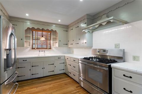 Tiny photo for 4676 Lorraine Avenue, Highland Park, TX 75209 (MLS # 21252552)