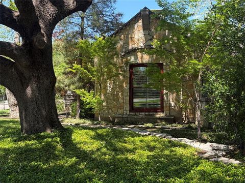Tiny photo for 4676 Lorraine Avenue, Highland Park, TX 75209 (MLS # 21252552)