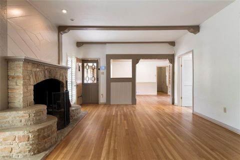 Tiny photo for 4676 Lorraine Avenue, Highland Park, TX 75209 (MLS # 21252552)
