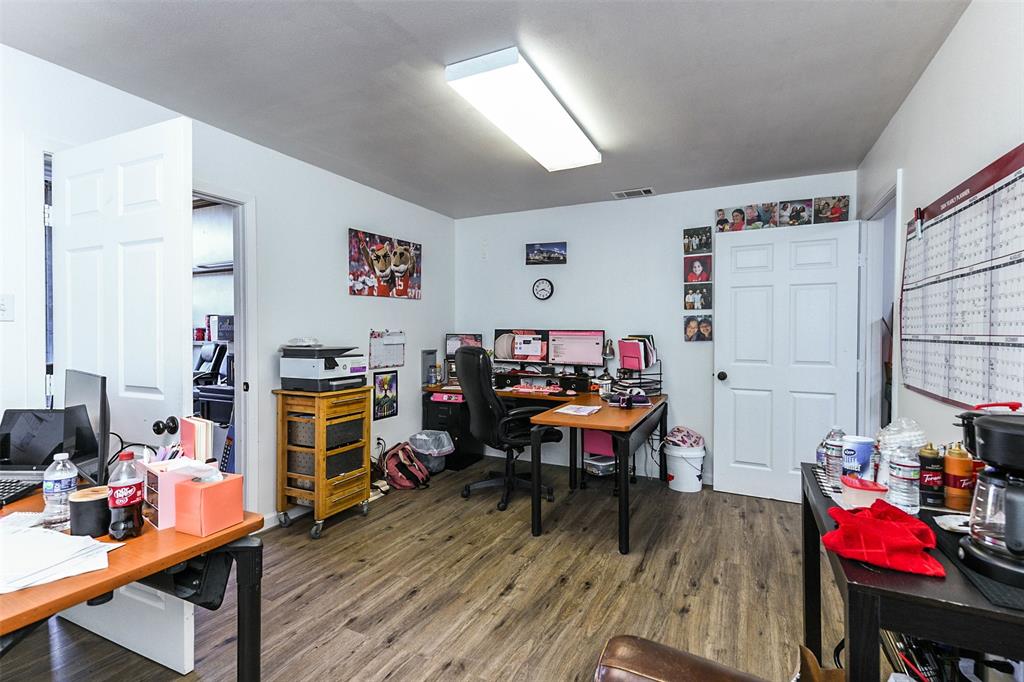 1262 Eastgate