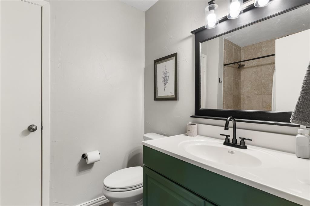 Holly Park Condos - Residential