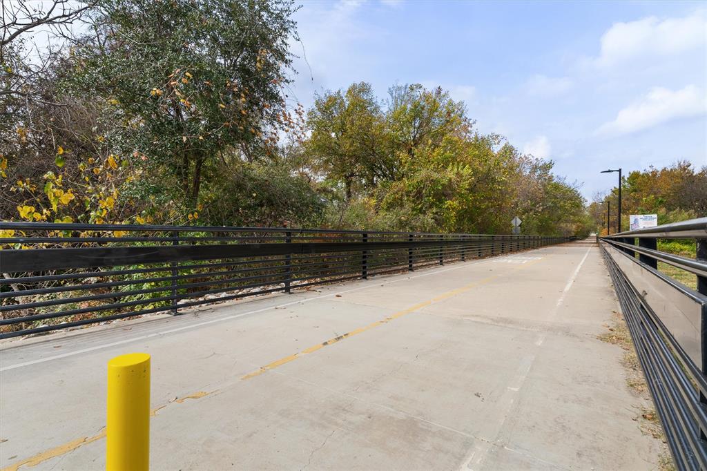 Holly Park Condos - Residential