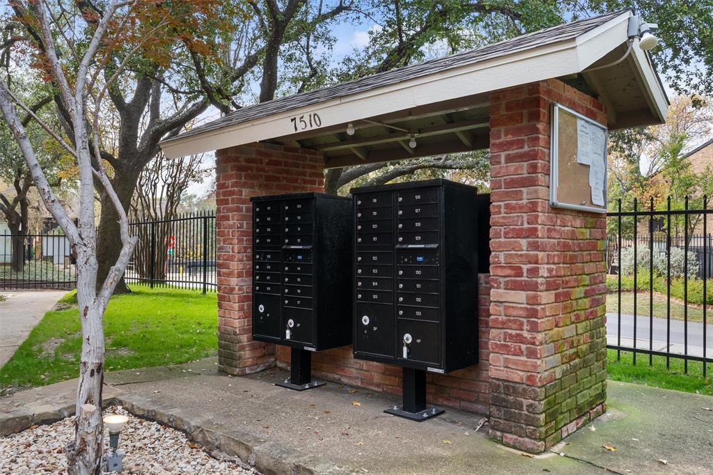 Holly Park Condos - Residential