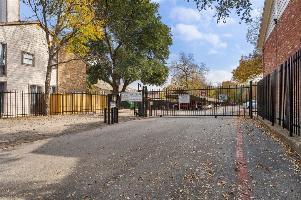 Holly Park Condos - Residential