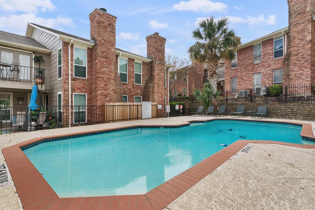 Holly Park Condos - Residential