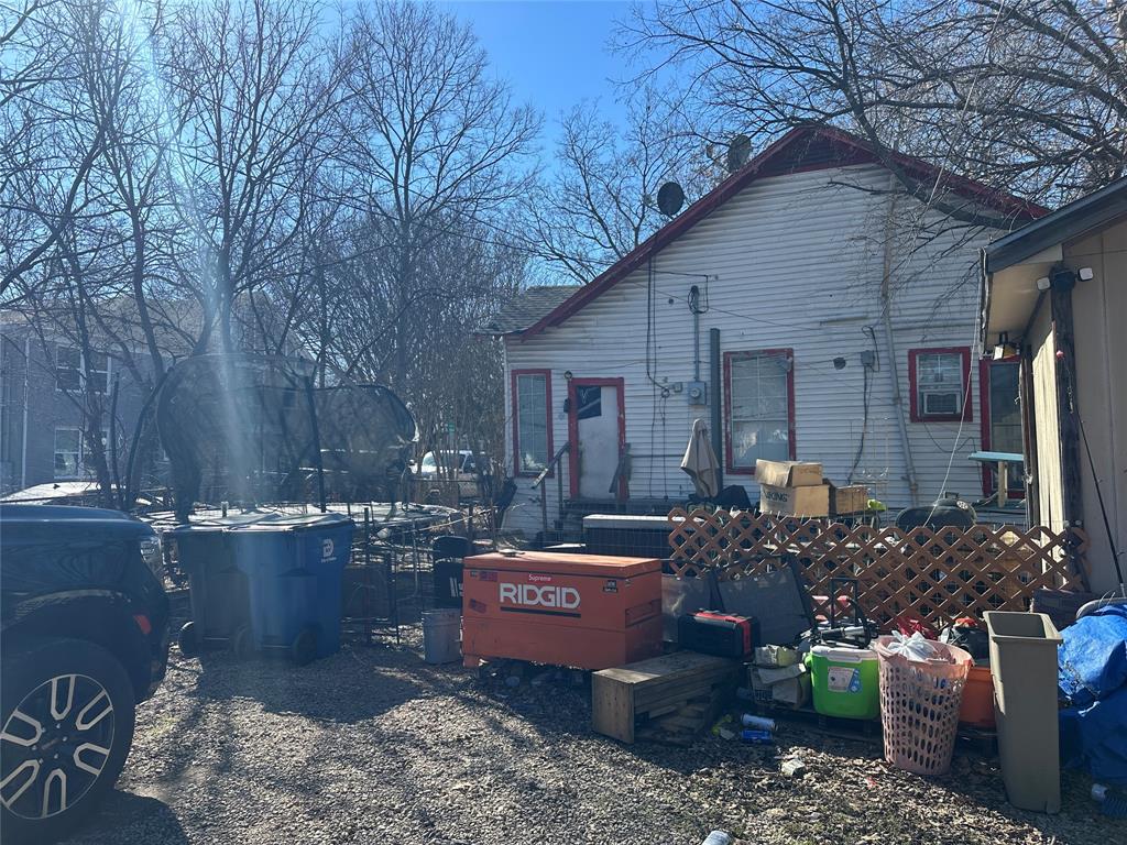 700 N Clinton Avenue