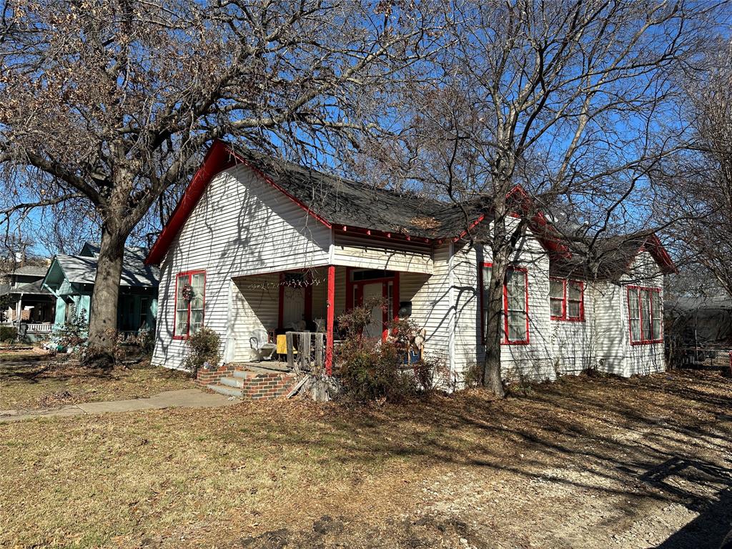 700 N Clinton Avenue