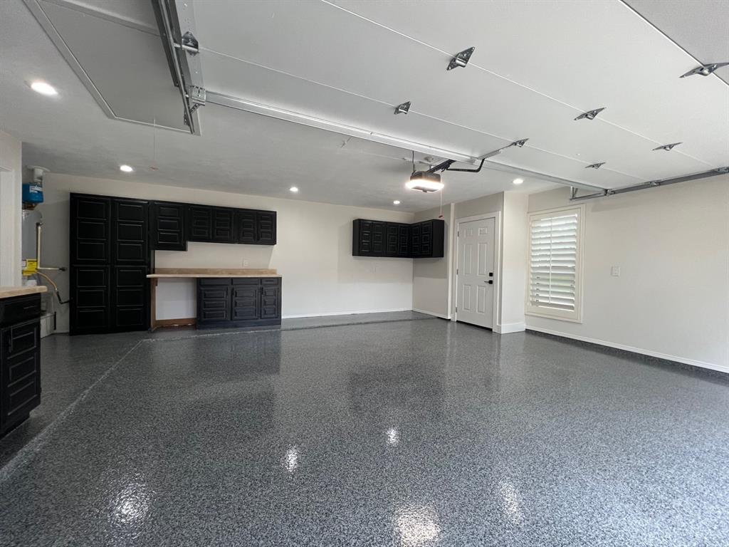 Les Lacs Garden Homes - Residential Lease