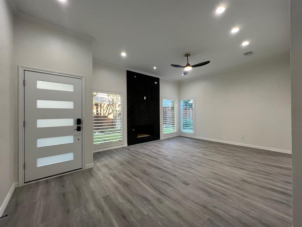 Les Lacs Garden Homes - Residential Lease