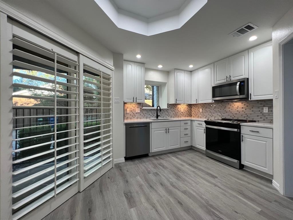 Les Lacs Garden Homes - Residential Lease