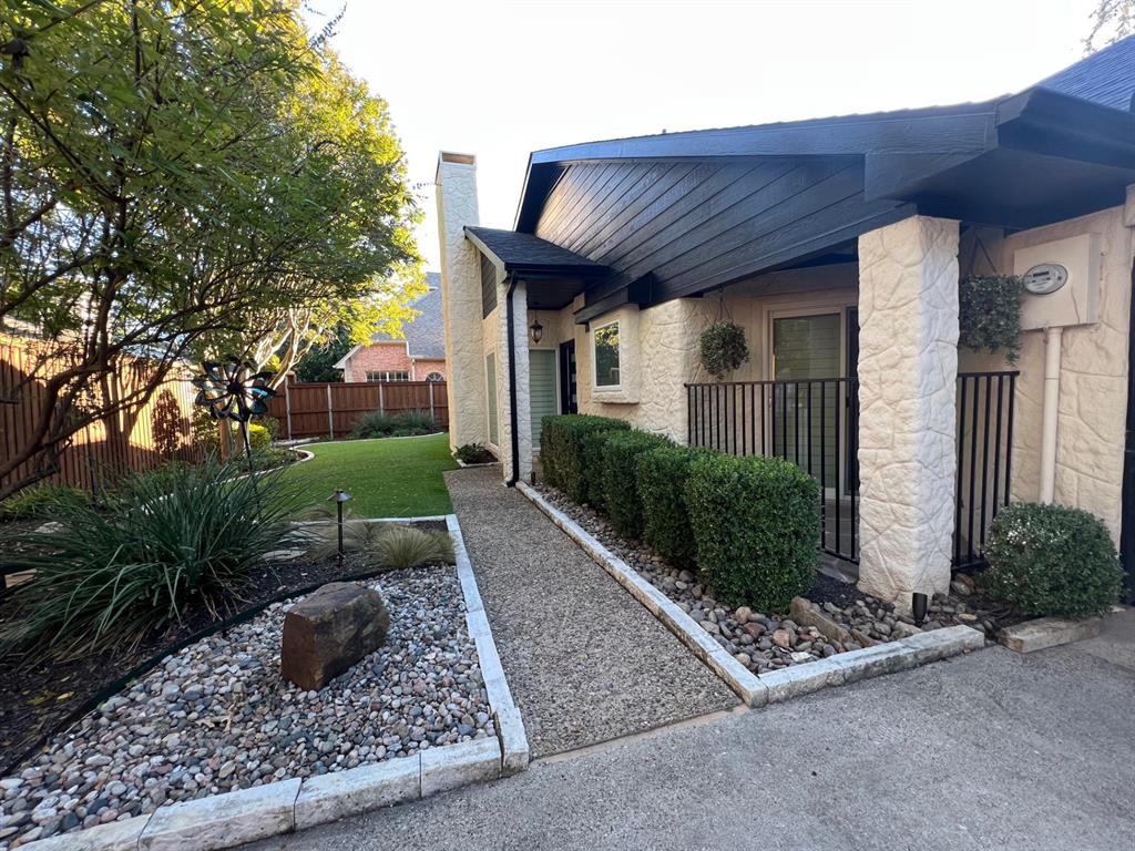 Les Lacs Garden Homes - Residential Lease