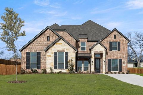 1107 Willow Lake Drive DeSoto TX 75115