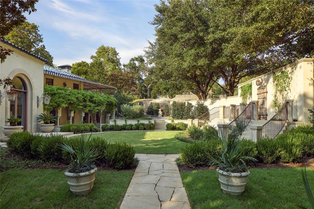 3828 Turtle Creek Drive