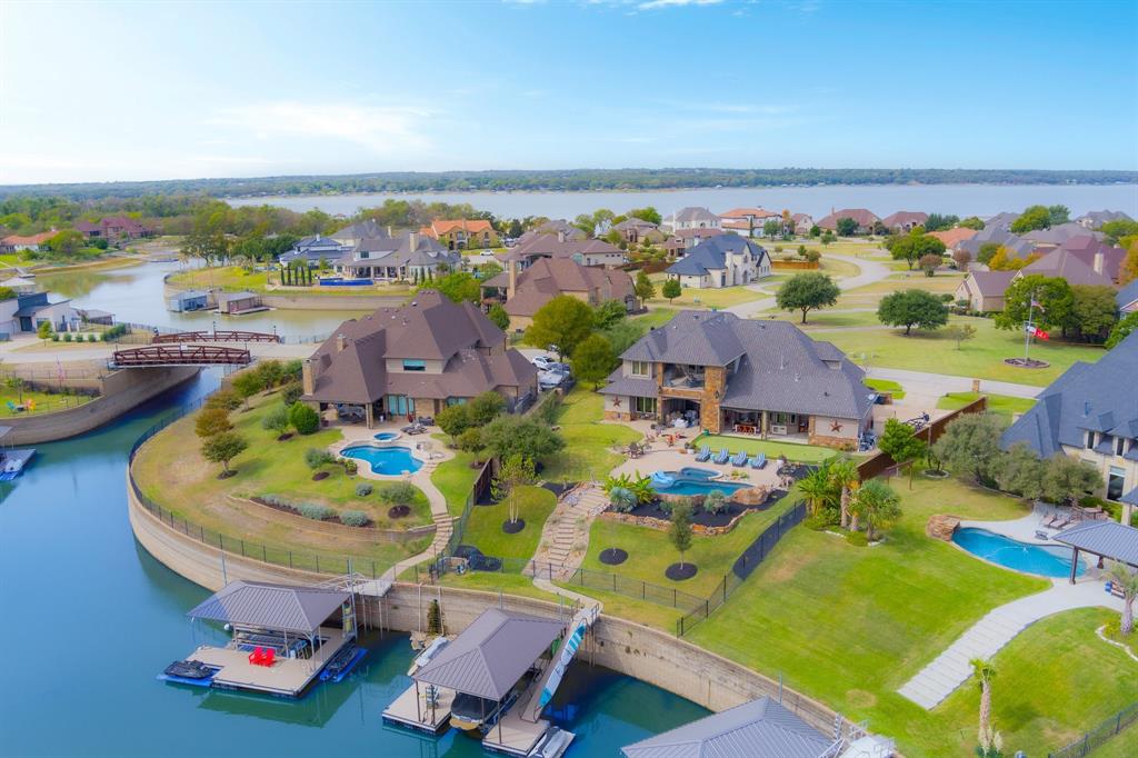 Resort On Eagle Mountain Lake - Residential