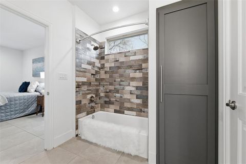 Tiny photo for 3826 Aransas Street, Dallas, TX 75212 (MLS # 21197139)