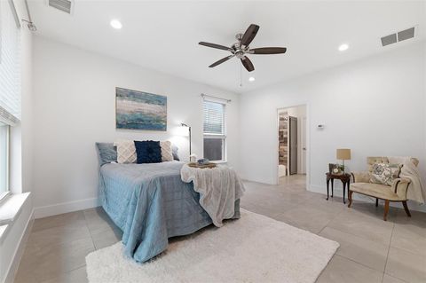 Tiny photo for 3826 Aransas Street, Dallas, TX 75212 (MLS # 21197139)