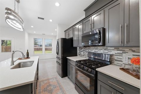 Tiny photo for 3826 Aransas Street, Dallas, TX 75212 (MLS # 21197139)