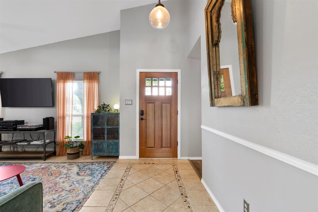 1913 J J Pearce Drive