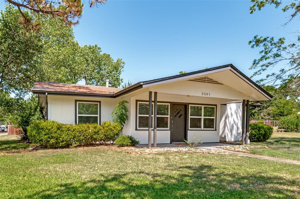 2201 Lake Coves Drive