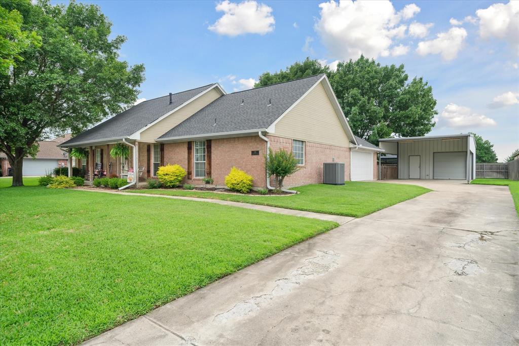 221 Country View Lane