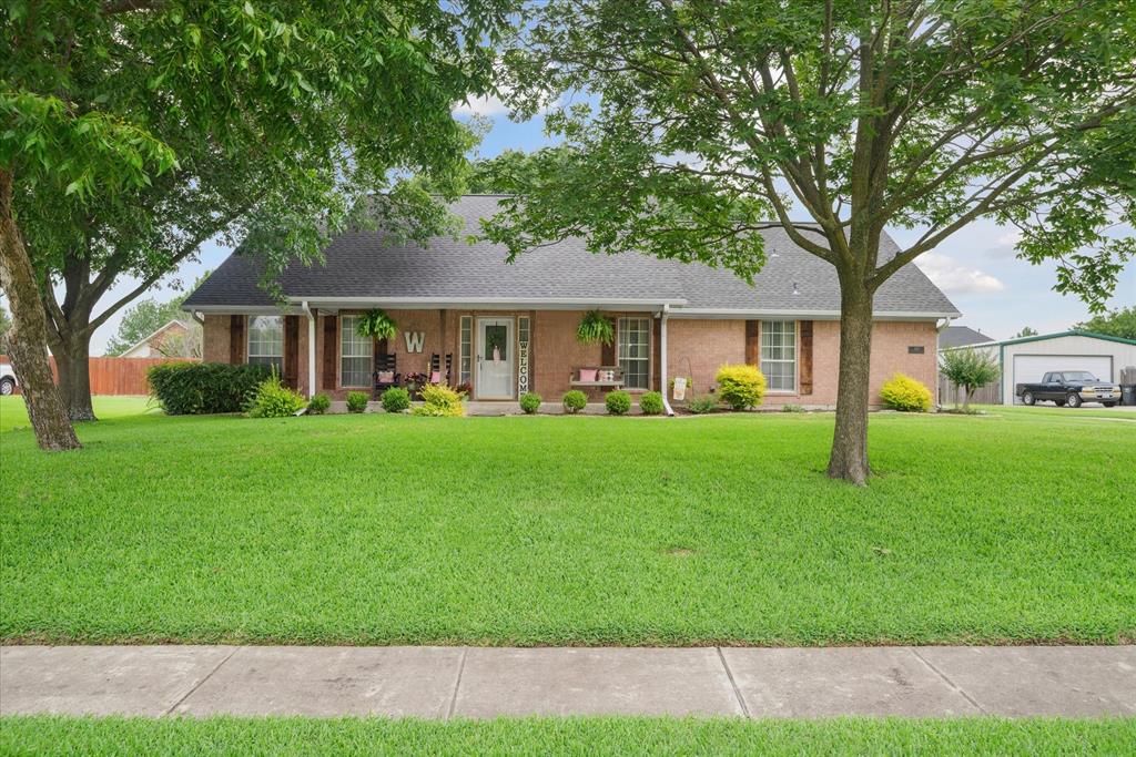 221 Country View Lane