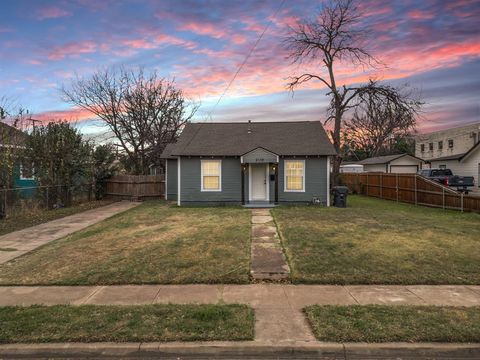 2119 Alexander Avenue Waco TX 76708