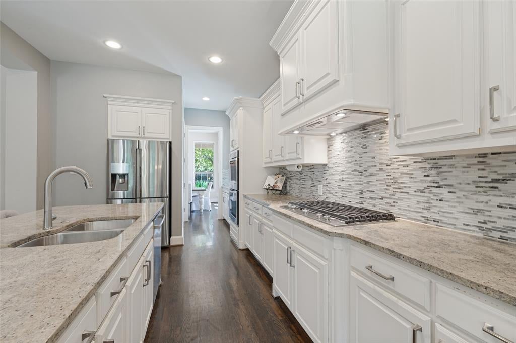 301 Longhorn Drive