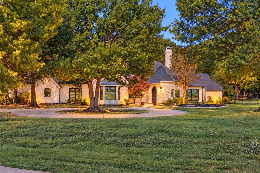 221 Forestview Drive