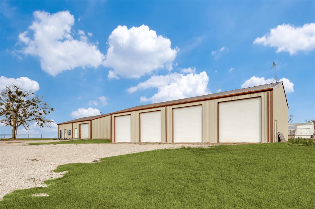 R Smith Surv Abs #887 - Commercial Sale