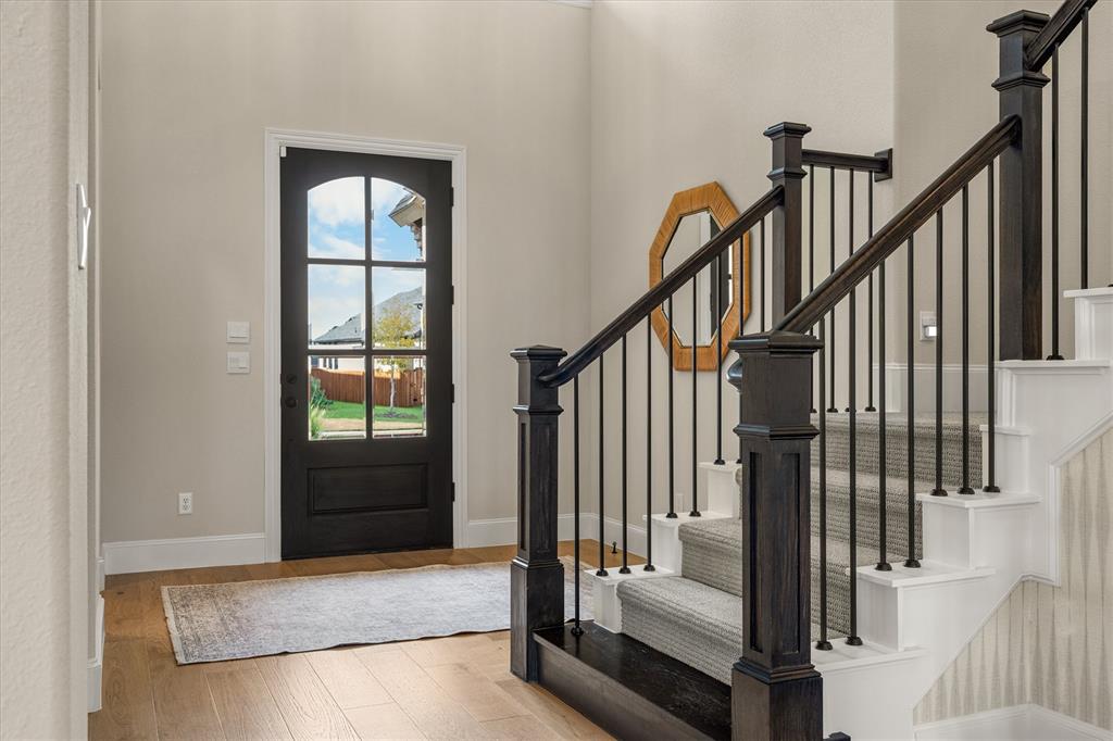 2560 Shady Trail