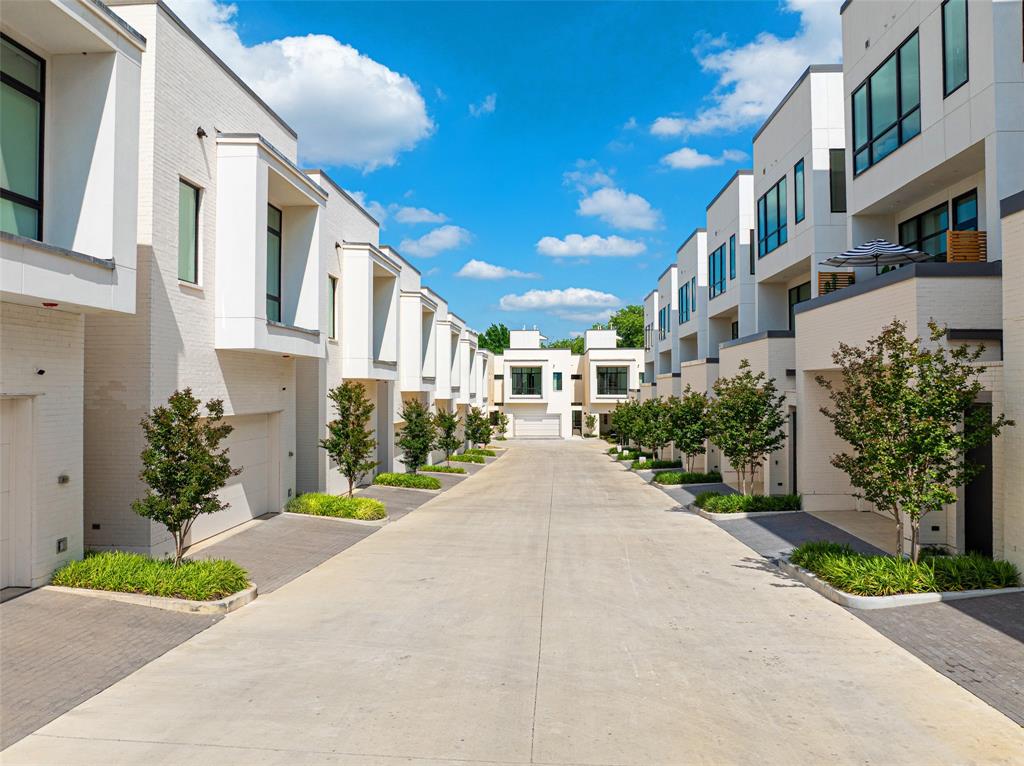 Kessler West Townhomes - Residential